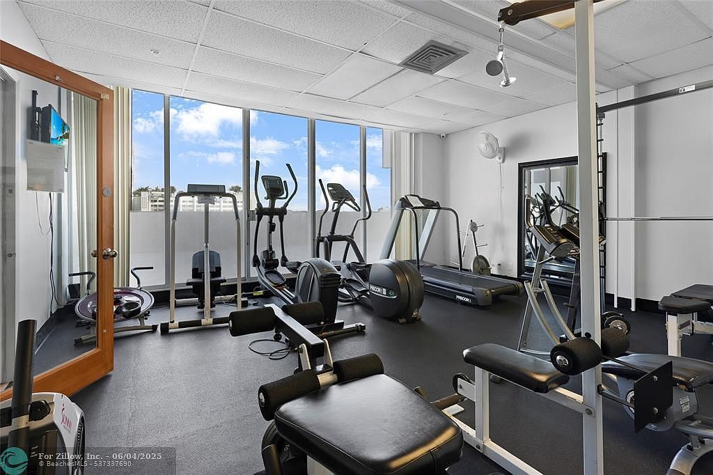 1720 Harrison St APT 10A Hollywood, FL 33020  | Condominium