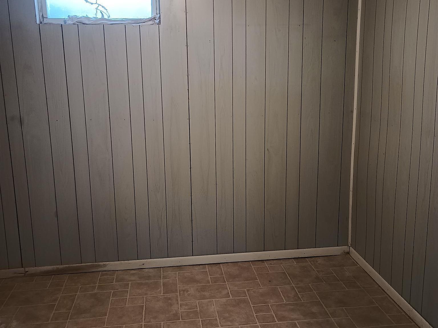 715 S Purdy Ave Lyons, KS 67554 | Single Family