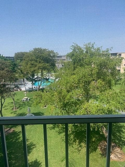 4650 Washington St APT 502 Hollywood, FL 33021 | Condominium