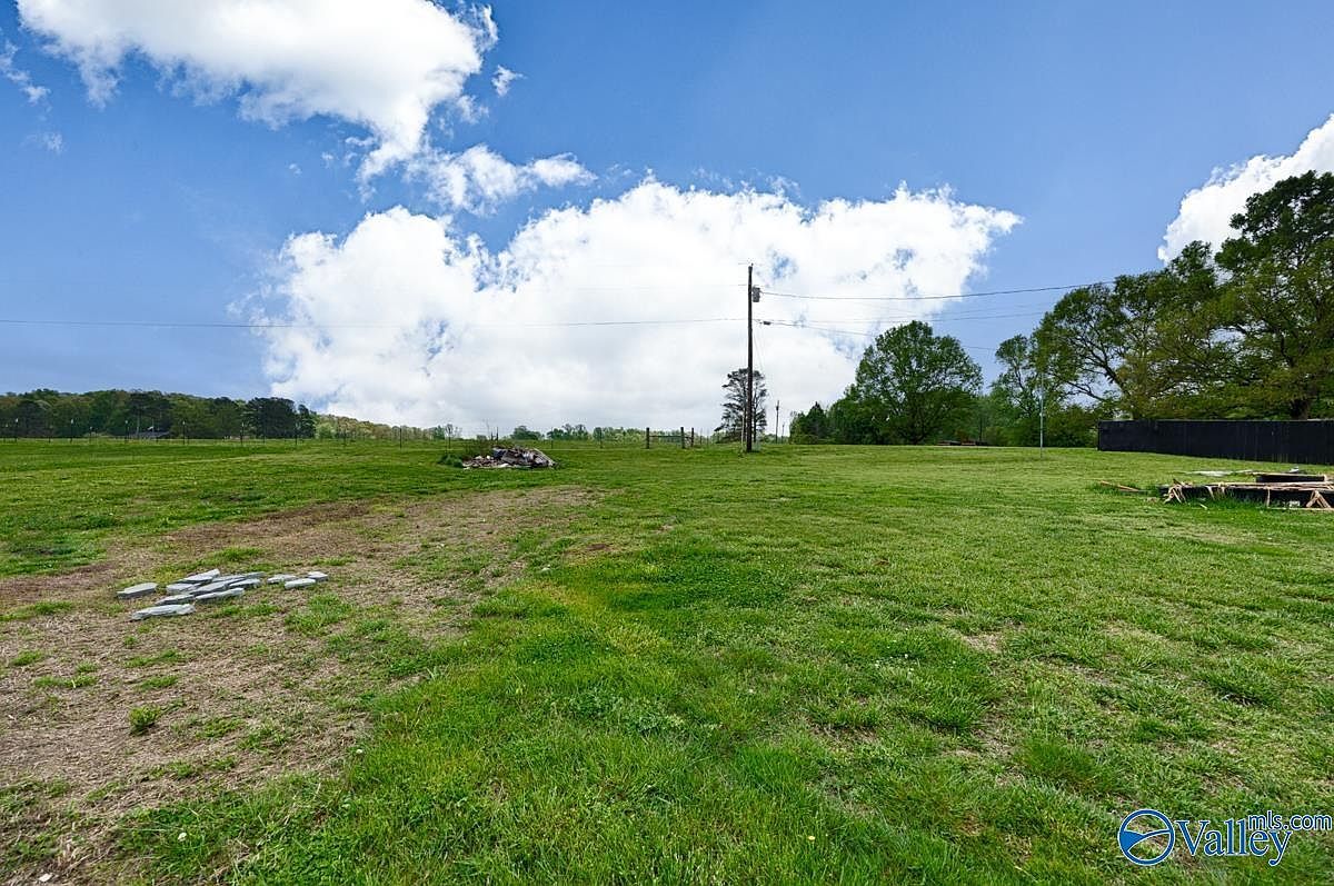 15250 Elk River Mills Rd Elkmont, AL 35614 | Single Family