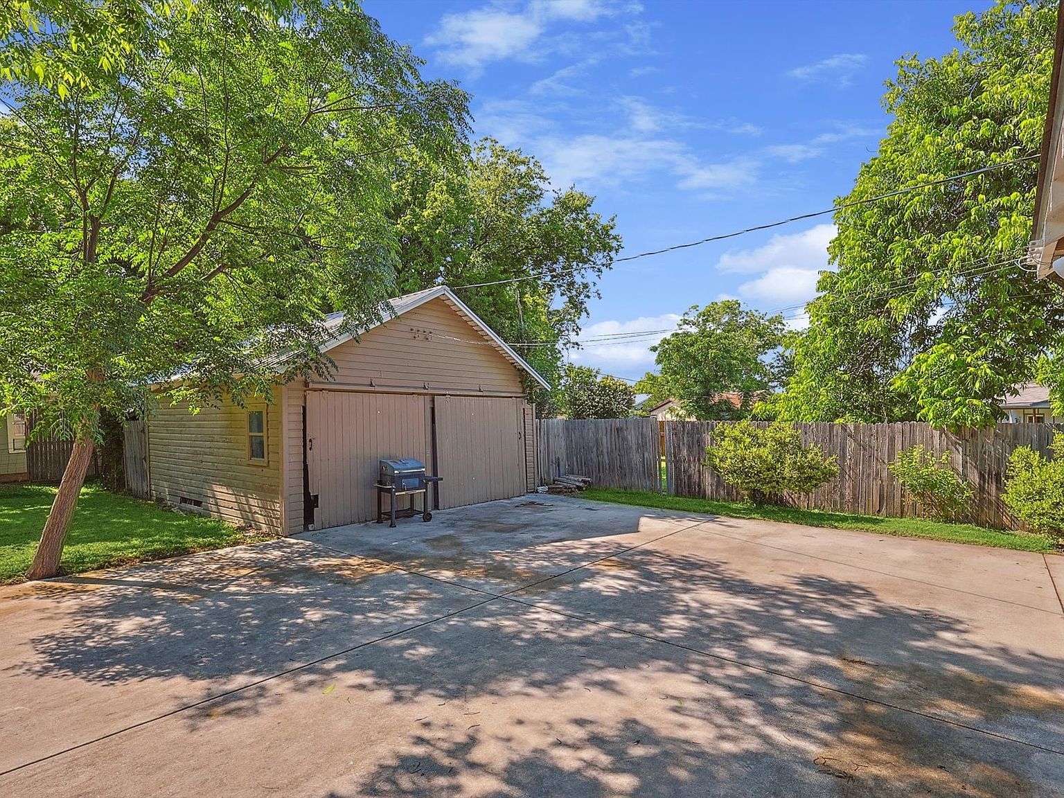 308 Hanon Ct White Settlement, TX 76108 | Single Family