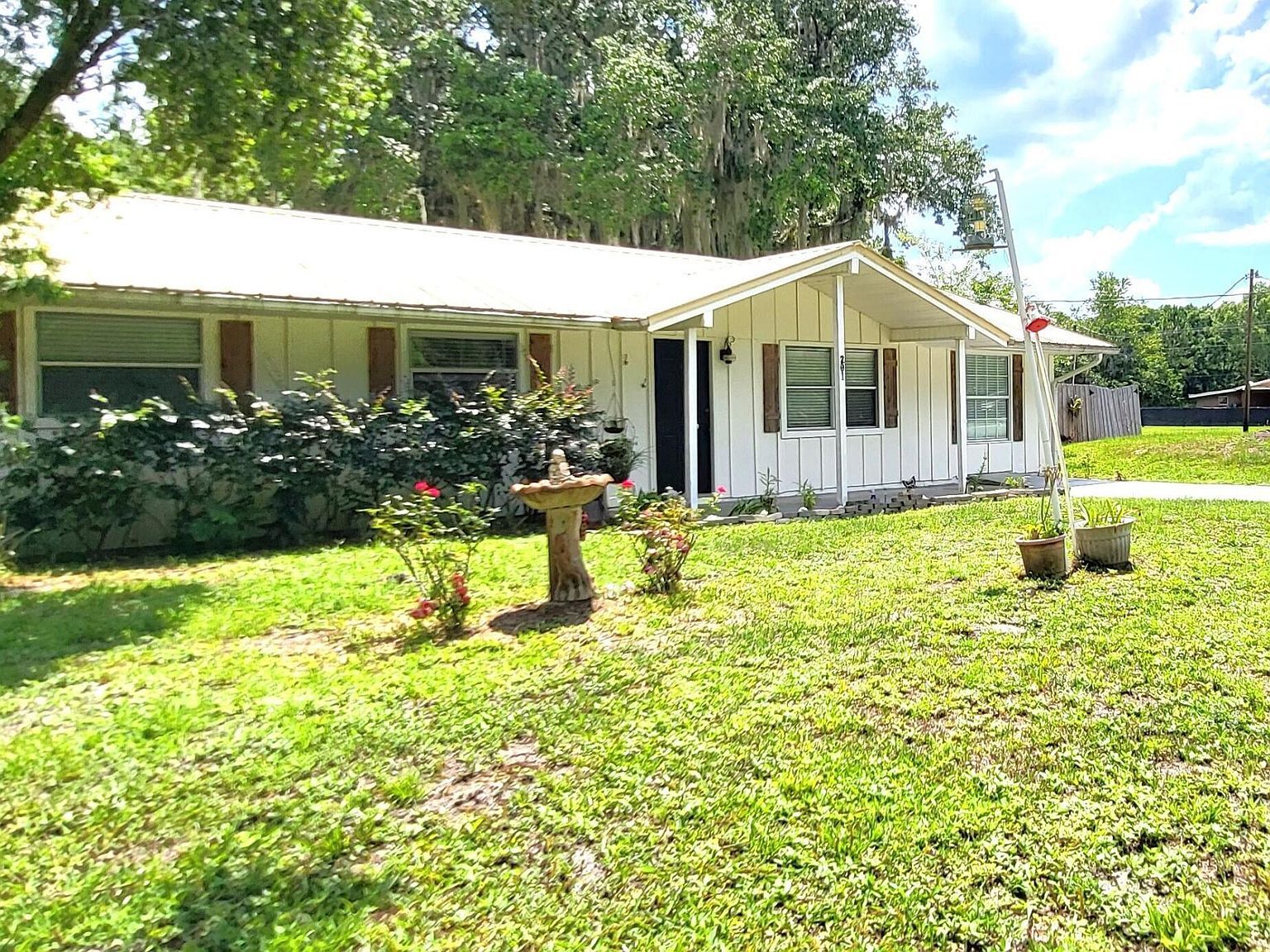 201 Harbor Dr Palatka, FL 32177  | Single Family