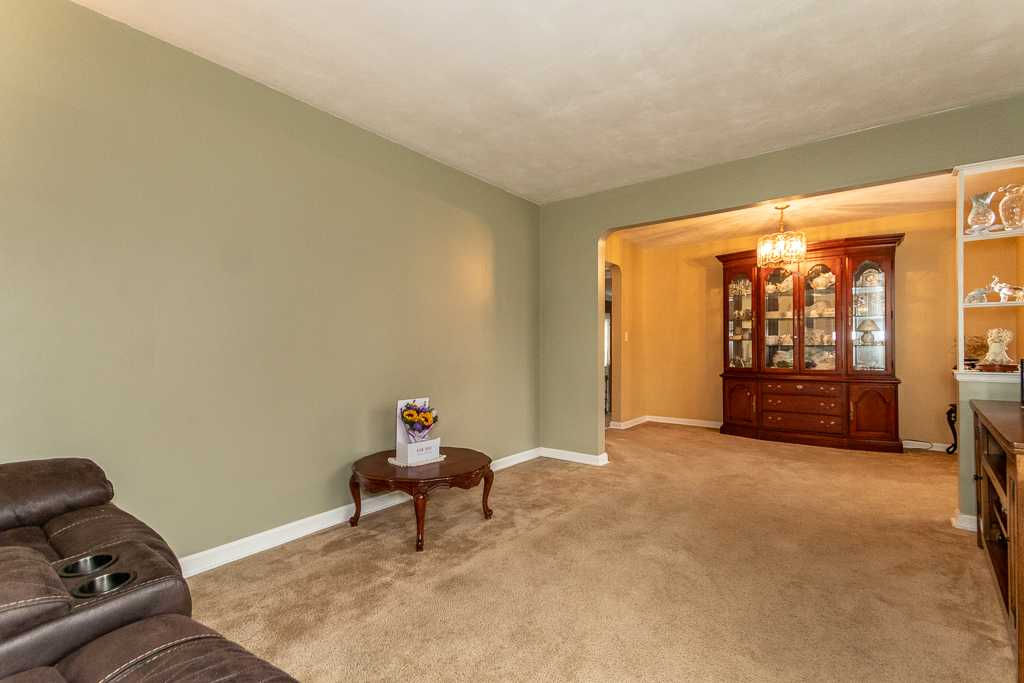 8144 Stockbridge Road, Mentor, OH, USA, 44060 - Thumbnail 5