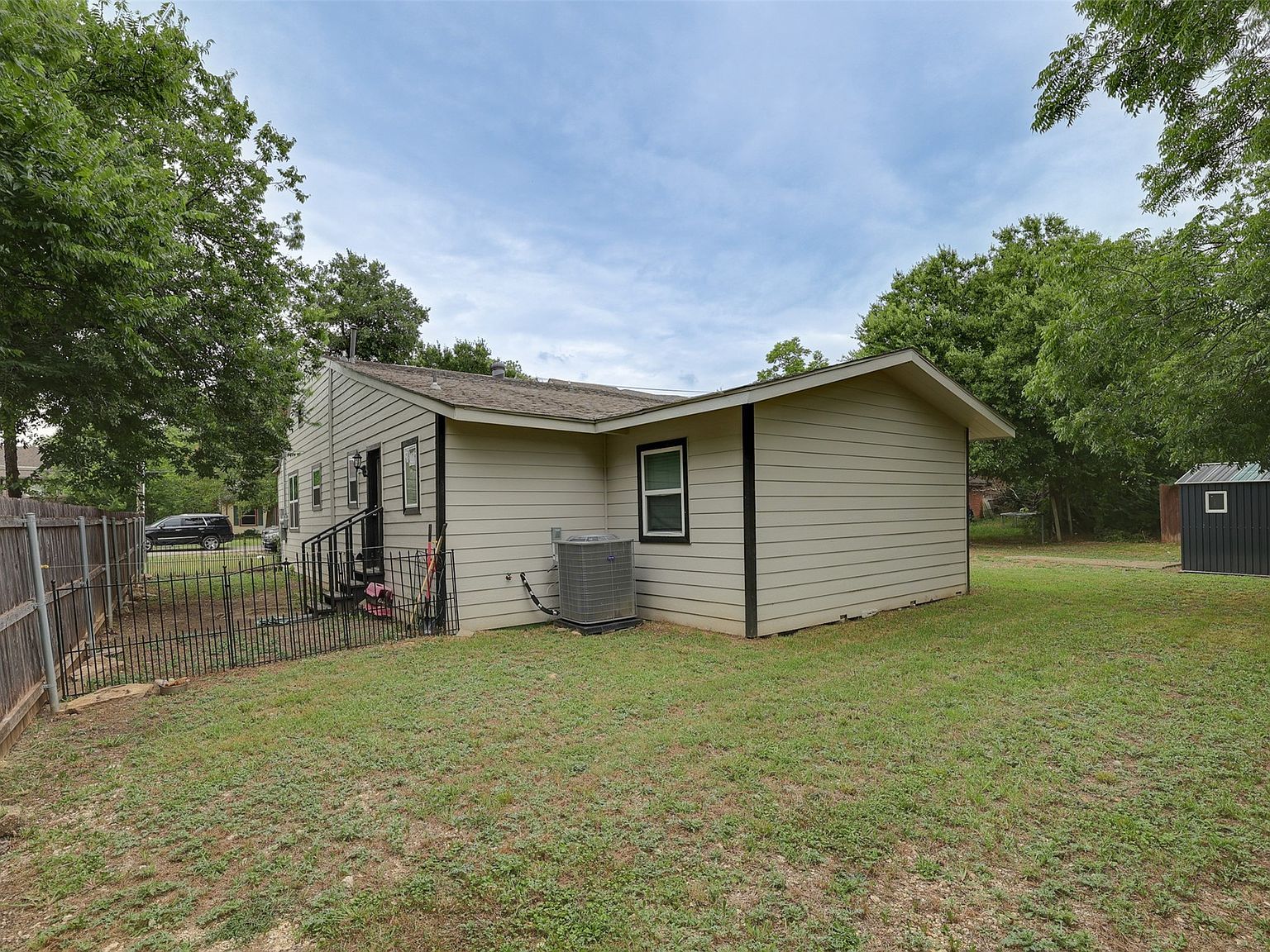 109 W Purdom Ave Alvarado, TX 76009  | Single Family