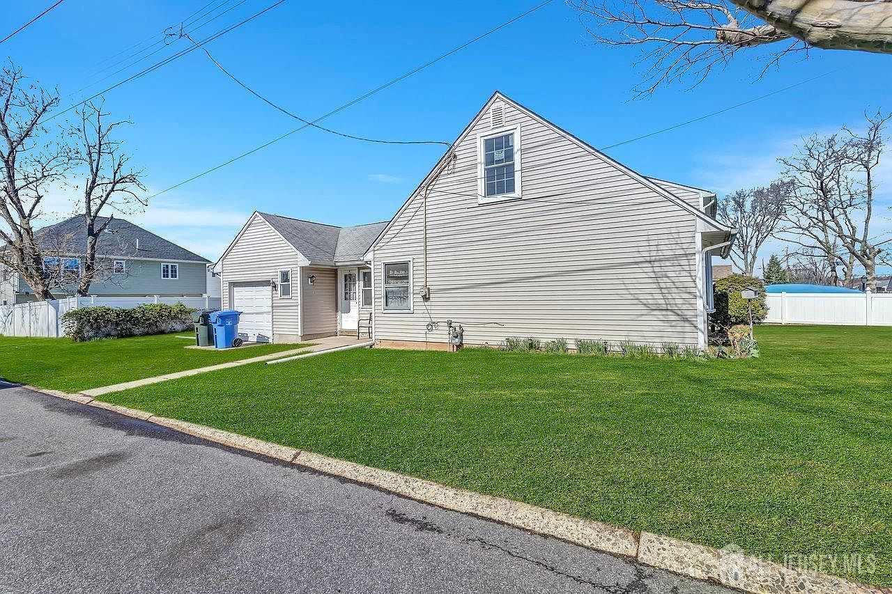 109 S Harrison Ave Iselin, NJ 08830  | Single Family