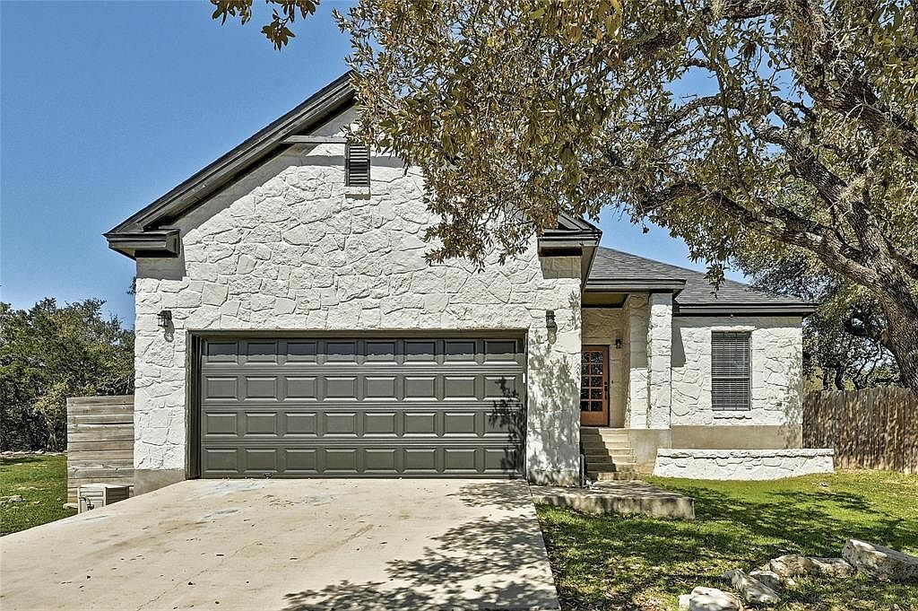 4 Bulls Eye Cir Wimberley, TX 78676 | Single Family