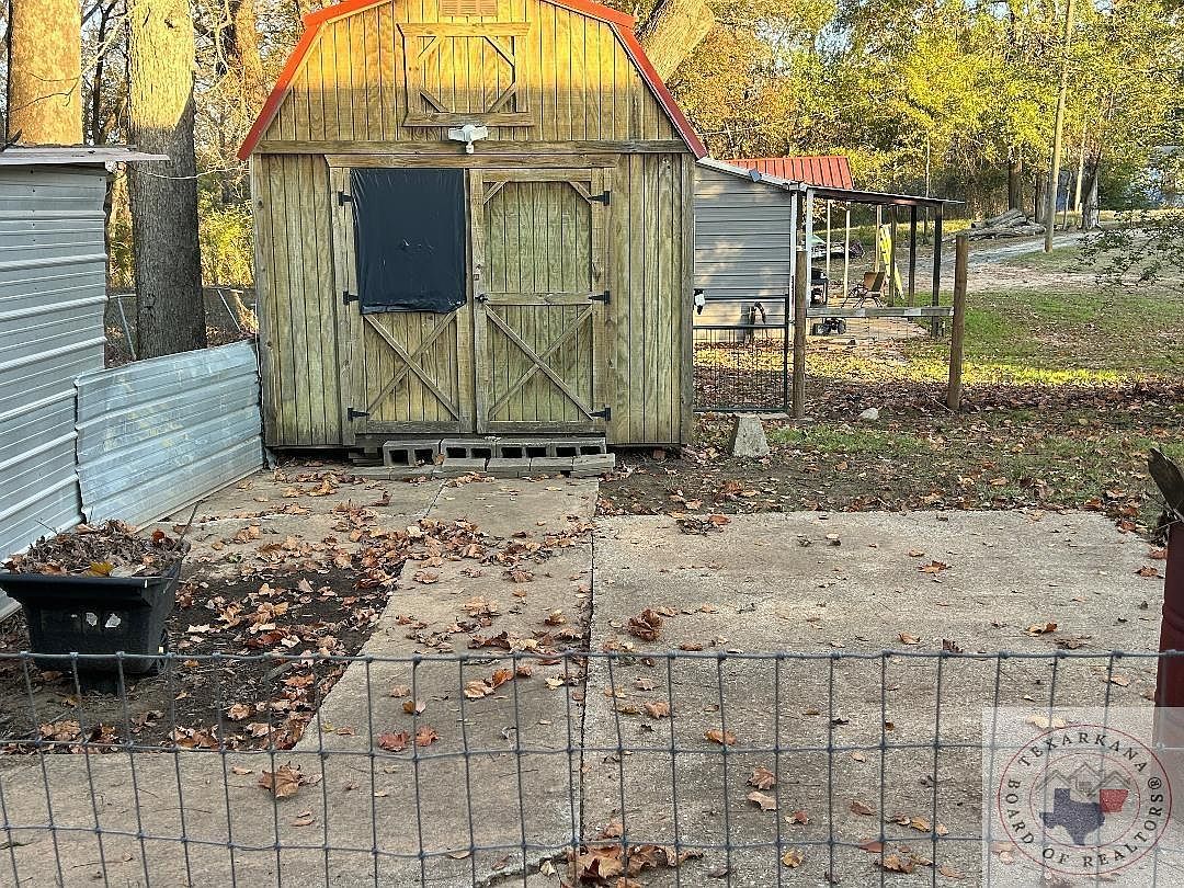 1102 2nd St Queen City, TX 75572 | Single Family