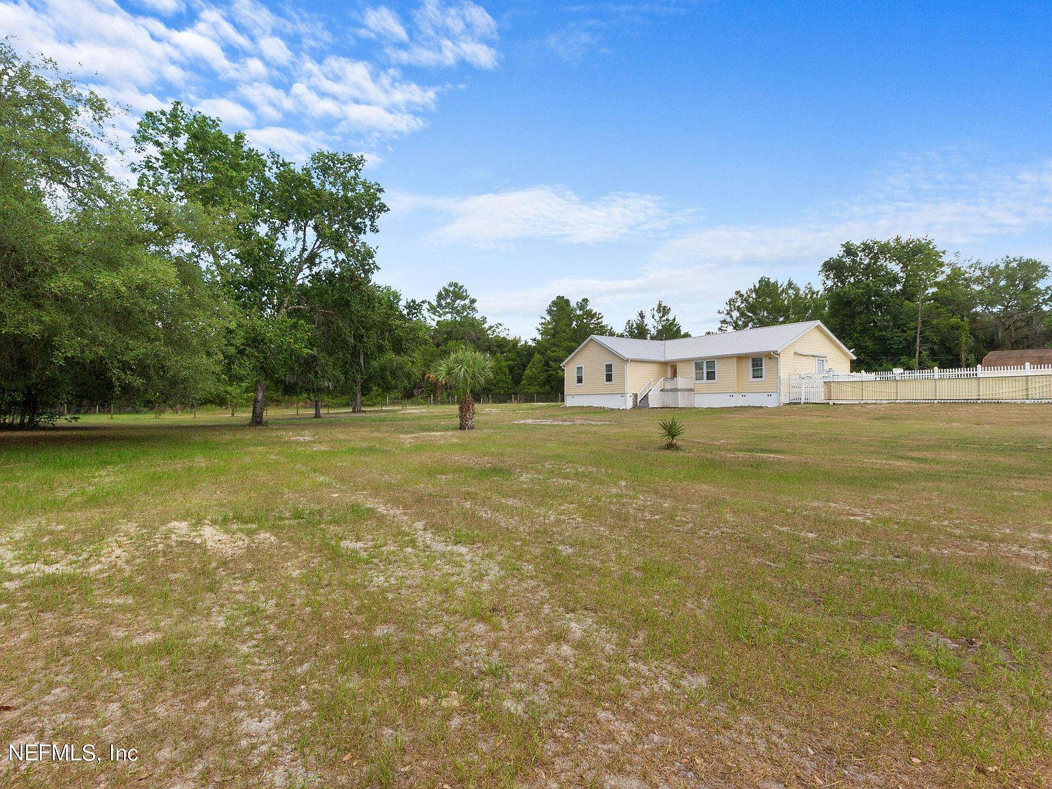 201 Wilderness Trl Crescent City, FL 32112  | Single Family
