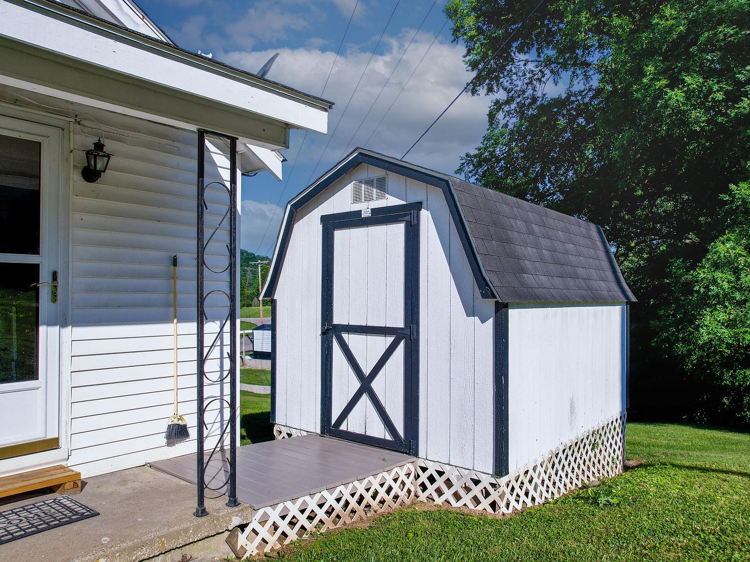 1190 Liberty Rd West Liberty, KY 41472  | Single Family