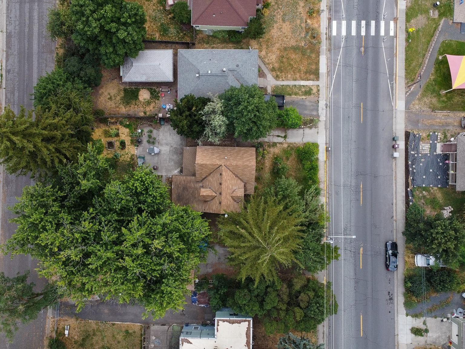 348 NW Harrison St Pullman, WA 99163  | Single Family