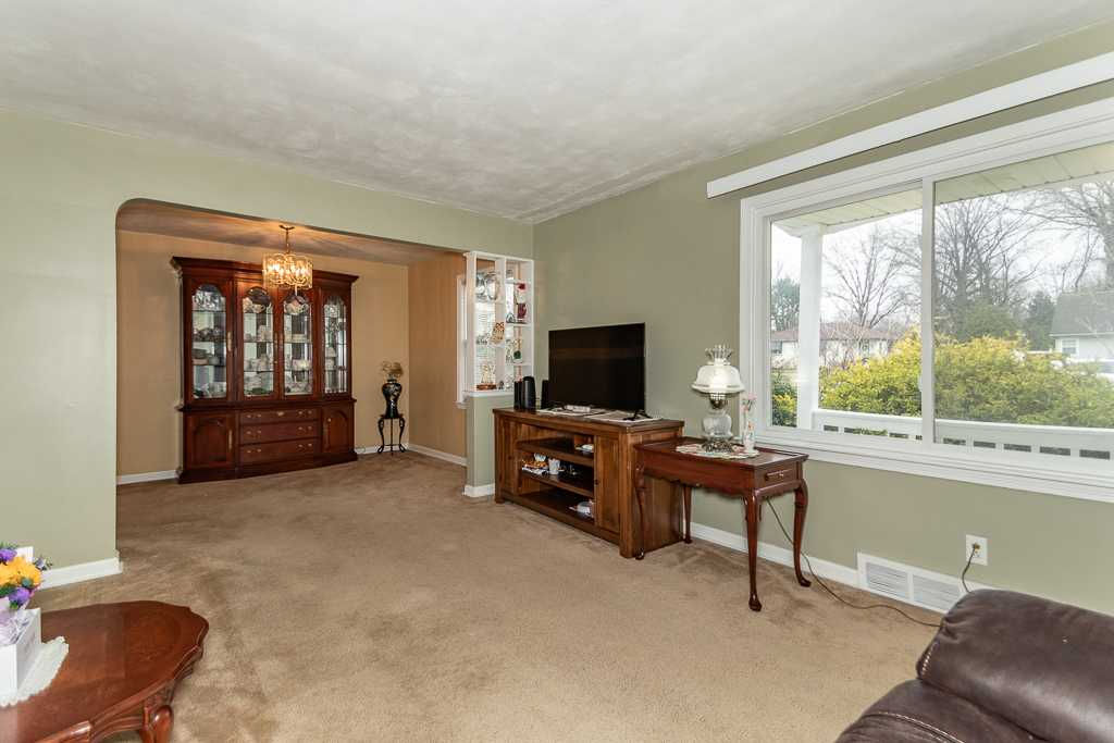 8144 Stockbridge Road, Mentor, OH, USA, 44060 - Thumbnail 4