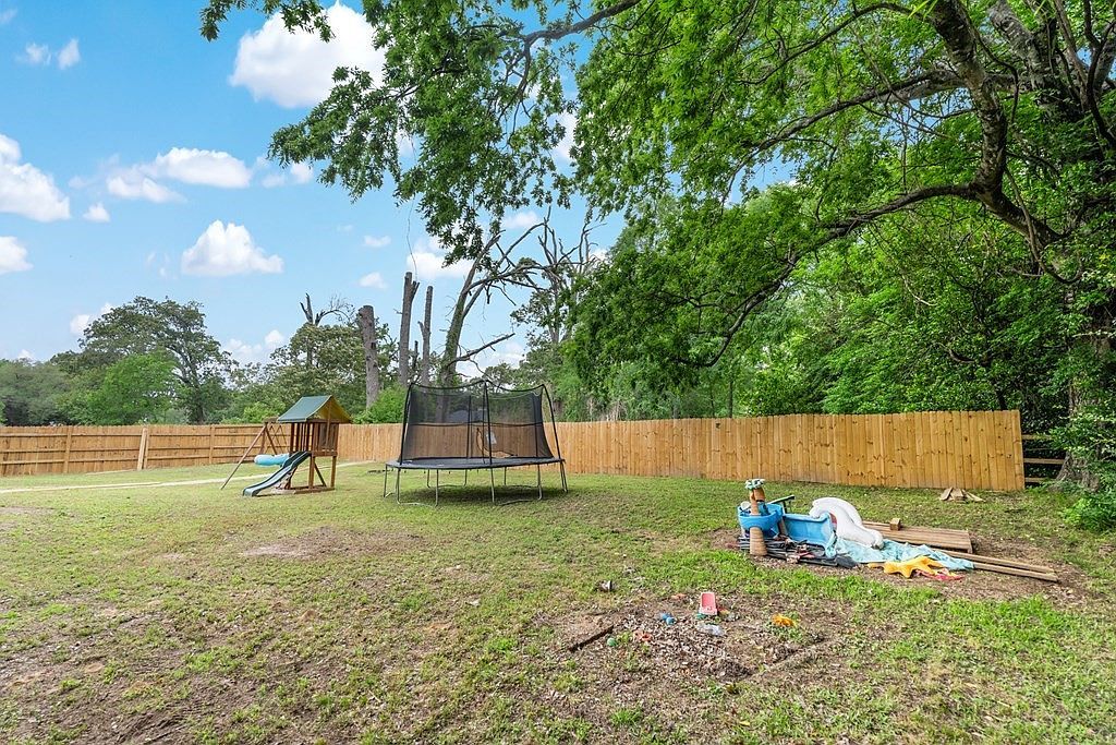 807 E College St Athens, TX 75751  | Single Family