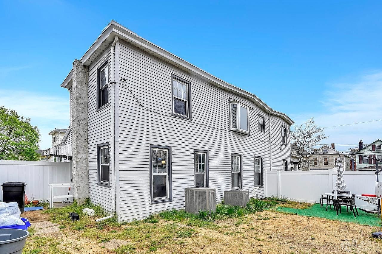 228 David St South Amboy, NJ 08879  | Multi Family