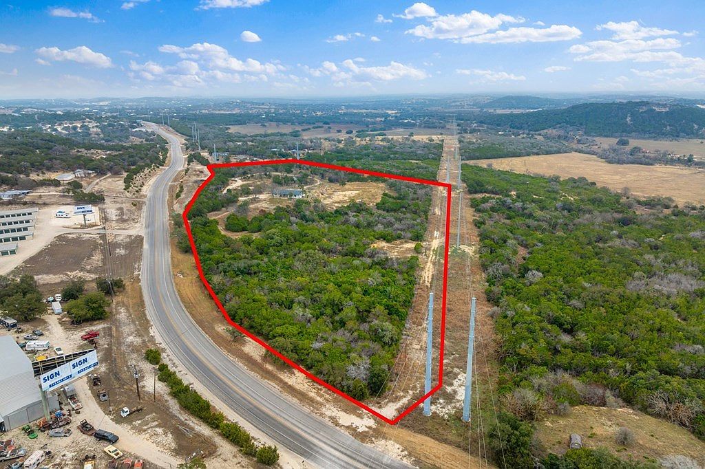 3611 Medina Hwy Kerrville, TX 78028  | Single Family