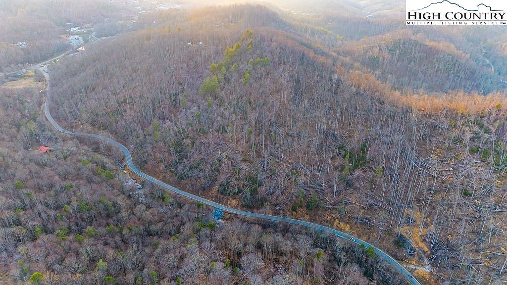 Tbd Banner Elk Hwy Elk Park, NC 28622  | Land/Lot