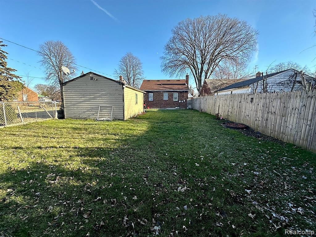 11527 Wayburn St Detroit, MI 48224  | Single Family