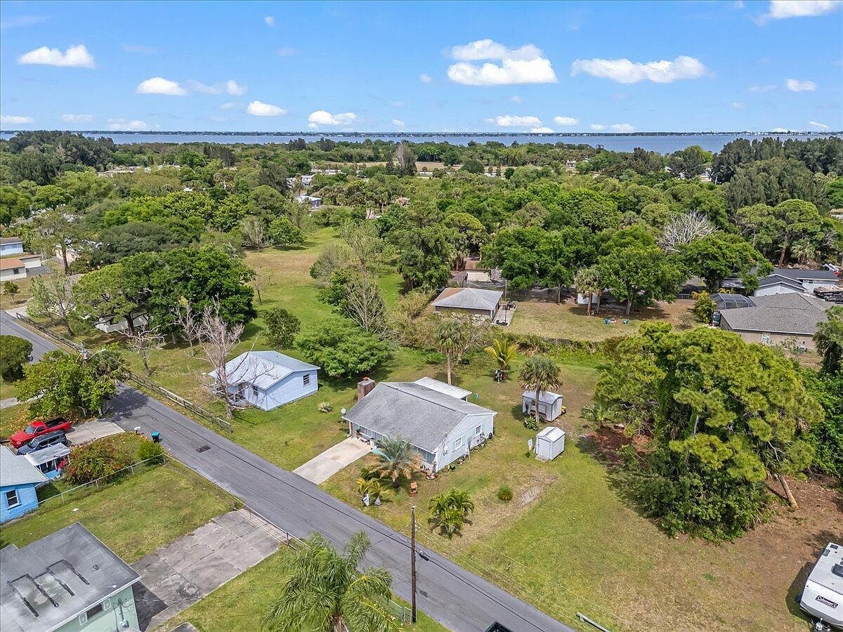 1537 Magnolia St NE Palm Bay, FL 32905  | Single Family