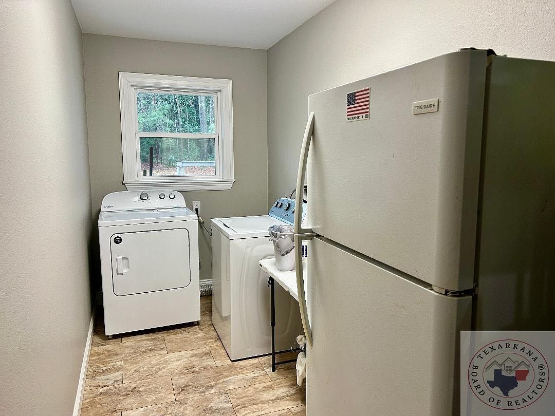 702 E Main St Atlanta, TX 75551  | Single Family