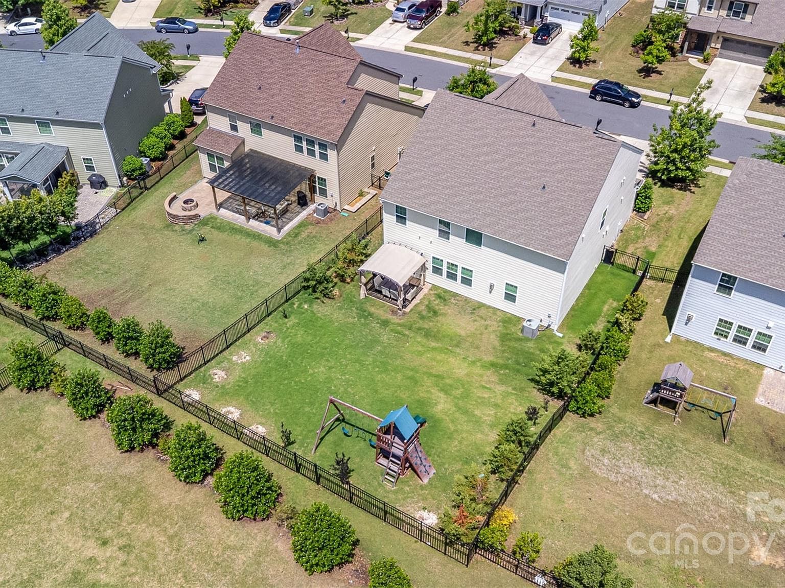 15131 Oleander Dr Charlotte, NC 28278  | Single Family