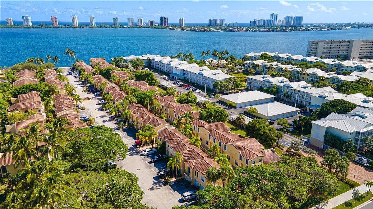 1105 Lake Shore Dr APT 202 Lake Park, FL 33403  | New build