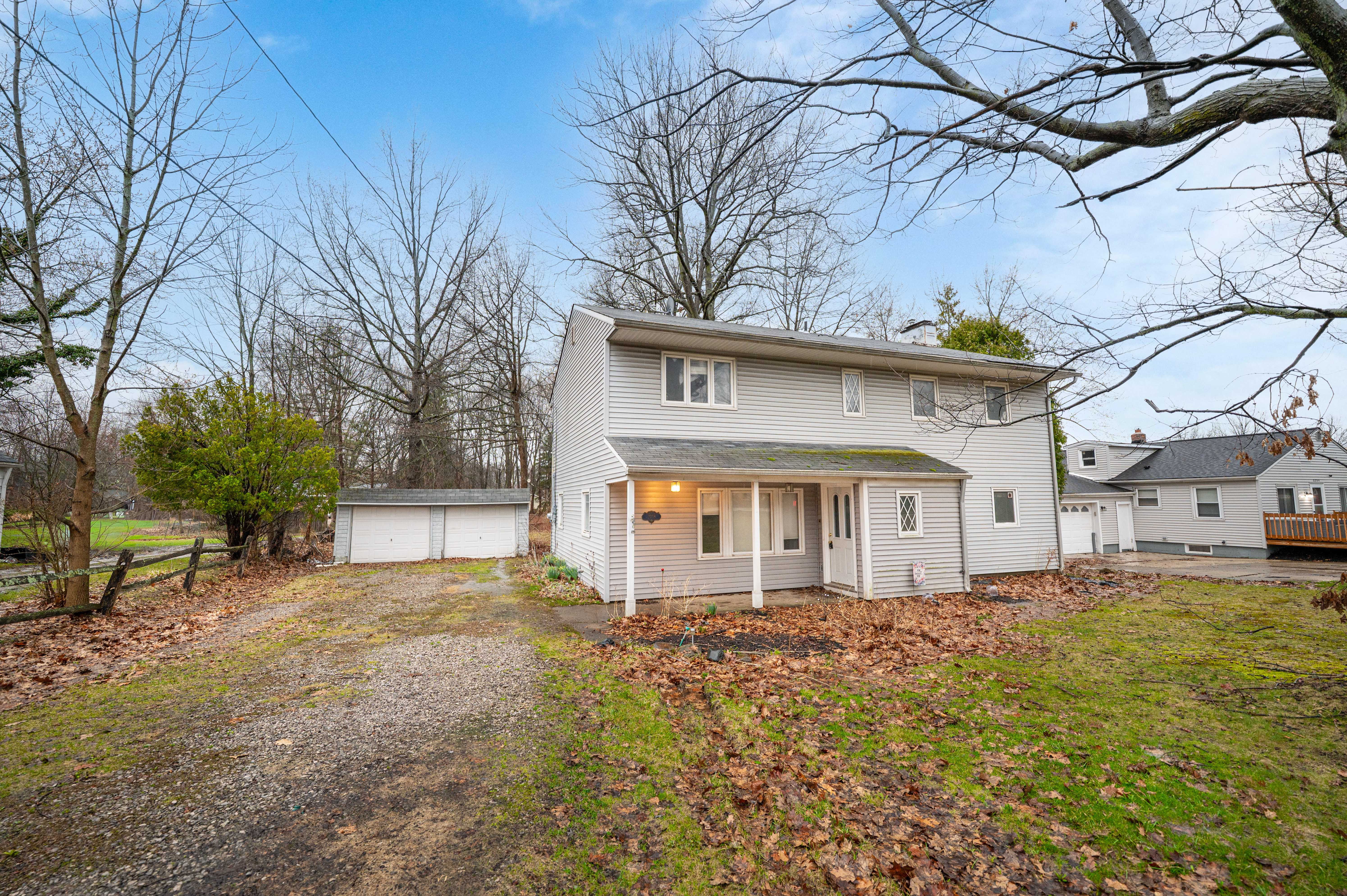 2758 Oak Street, Willoughby Hills, OH, USA, 44094  | Single Family