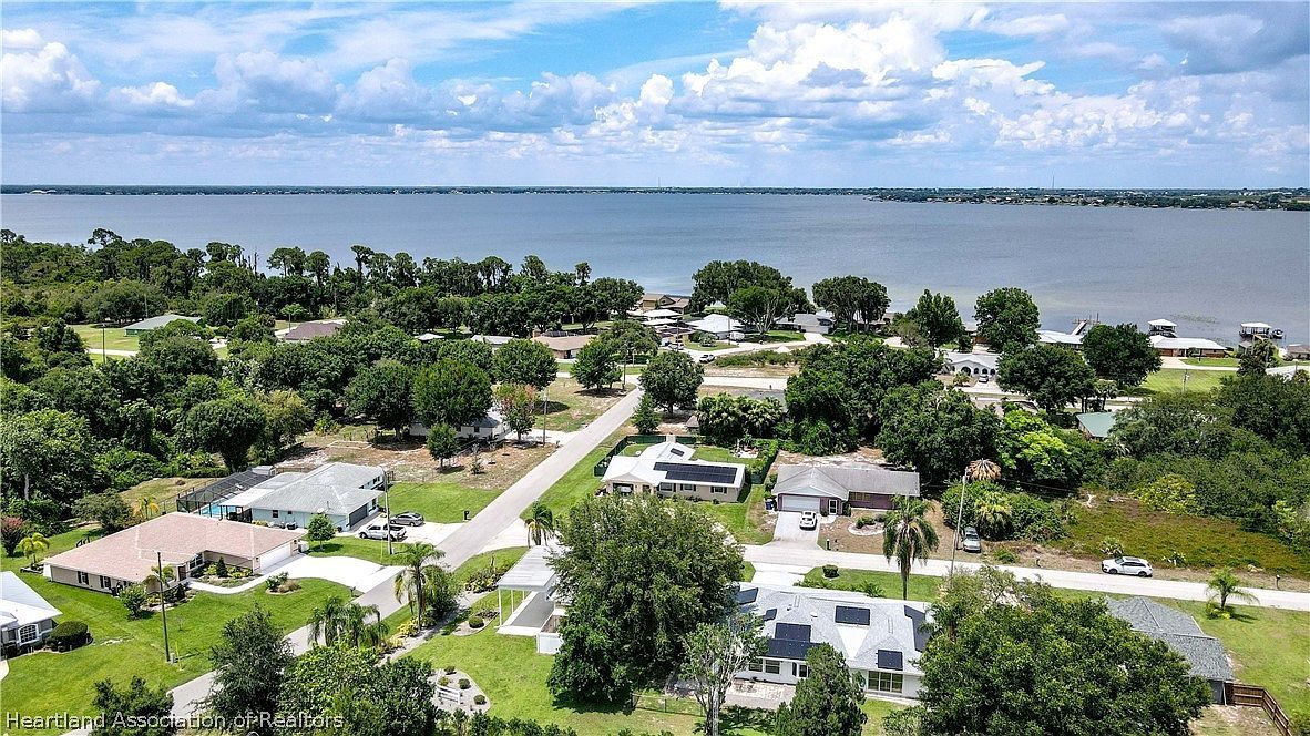 316 Fox Ridge Rd Lake Placid, FL 33852 | Single Family