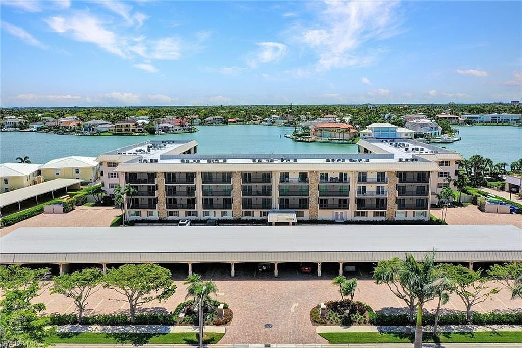 3200 Gulf Shore Blvd N APT 401 Naples, FL 34103  | Condominium