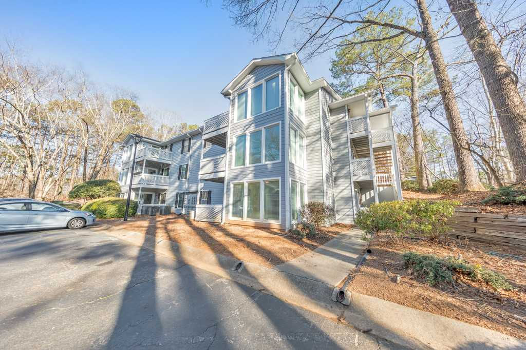 201 Natchez Trace, Atlanta, GA, USA, 30350  | Condominium