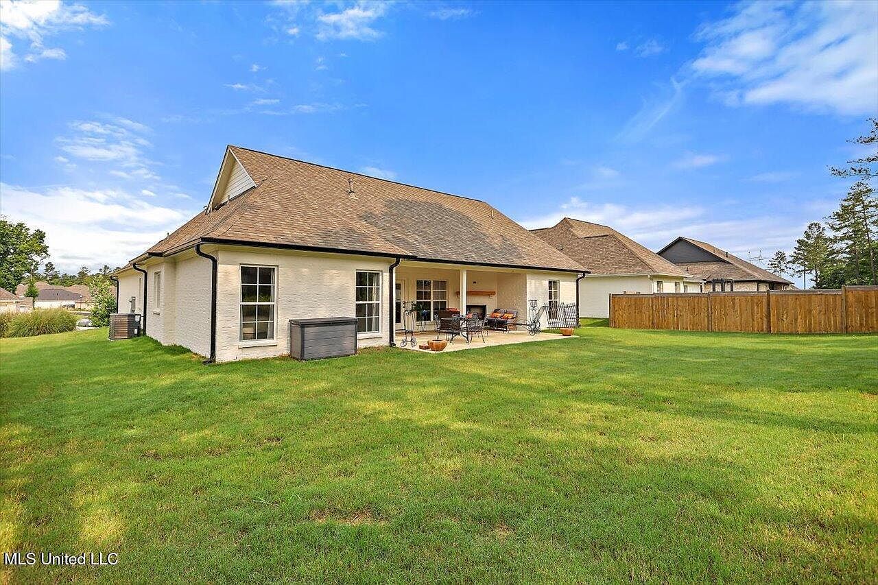 122 Seymour Dr Madison, MS 39110  | Single Family