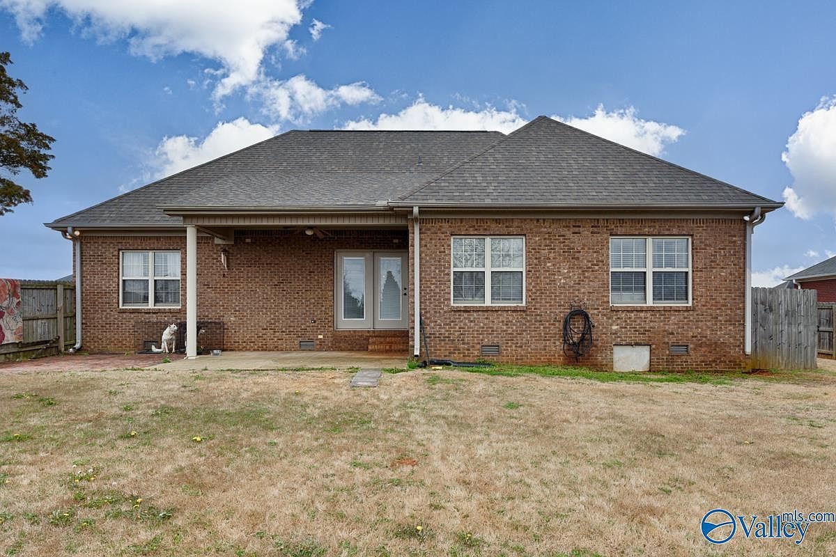 25773 Iron Gate Dr Madison, AL 35756  | Single Family
