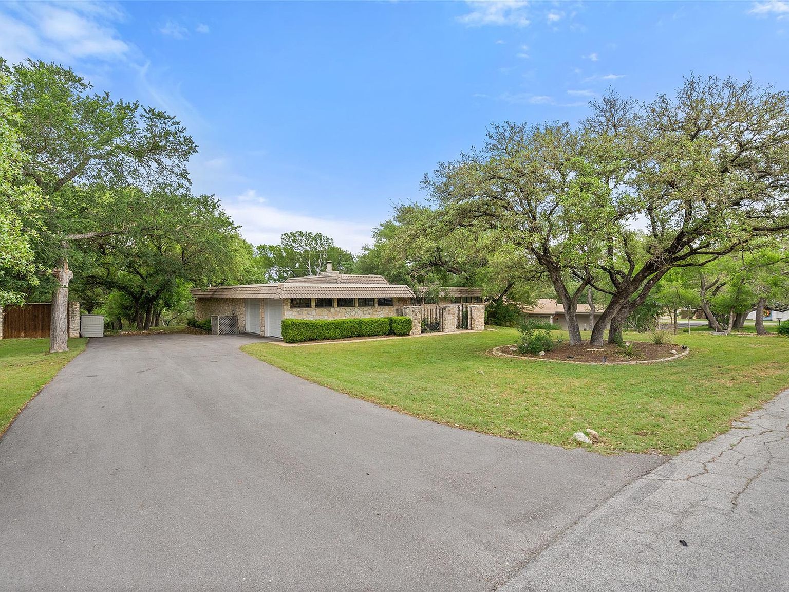 113 Comet Austin, TX 78734 | Single Family