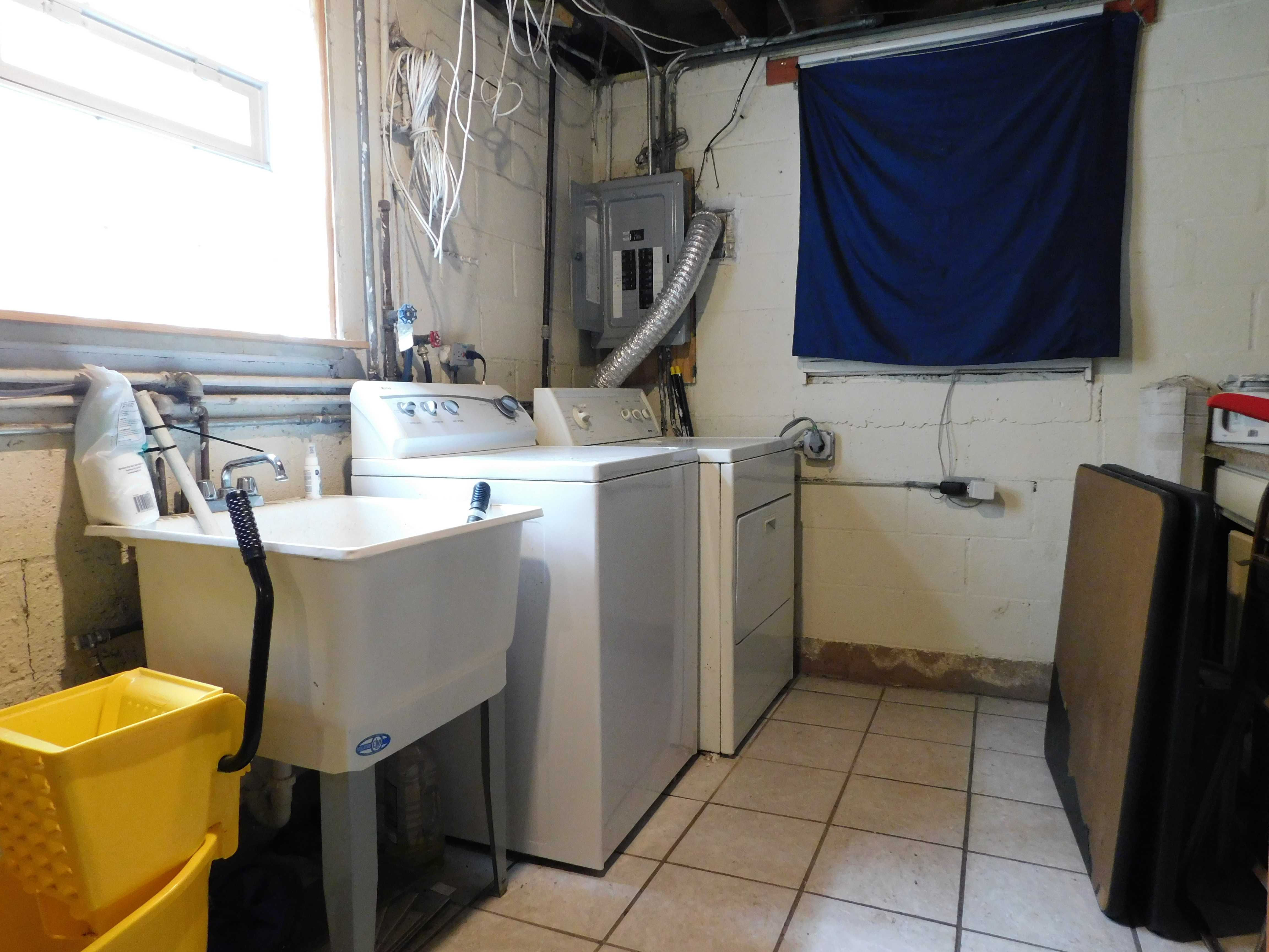 442 Greenbay Avenue, Calumet City, IL, USA, 60409  | Single Family