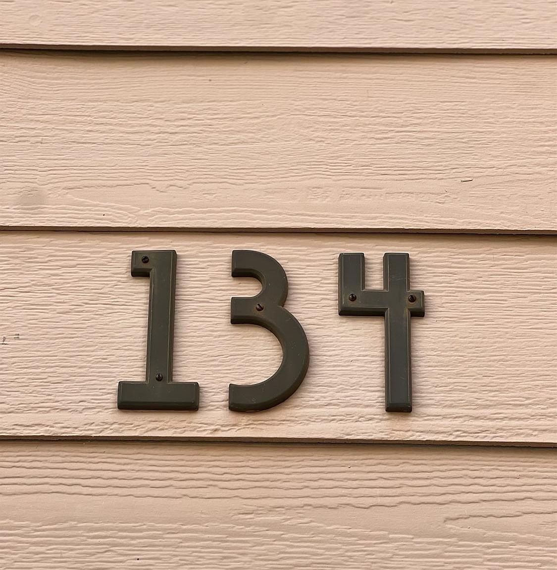 134 Valley Oak Dr Napa, CA 94558  | Condominium