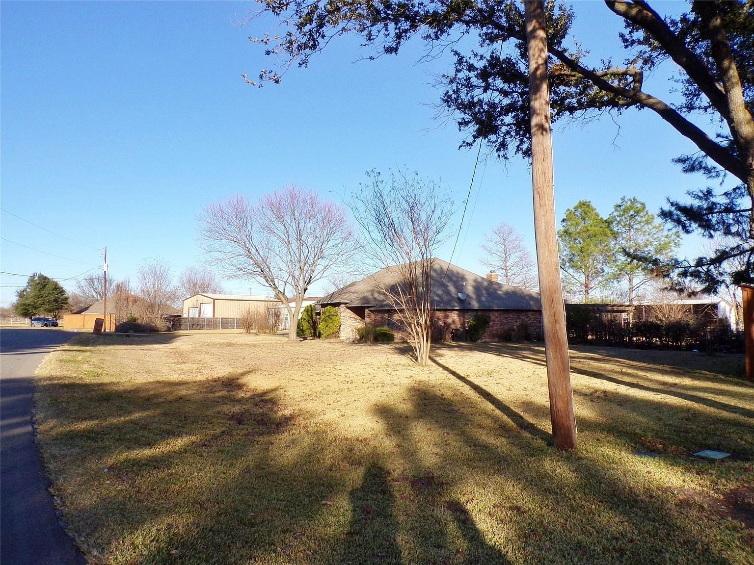 813 Crystal Ln Crowley, TX 76036 | Single Family