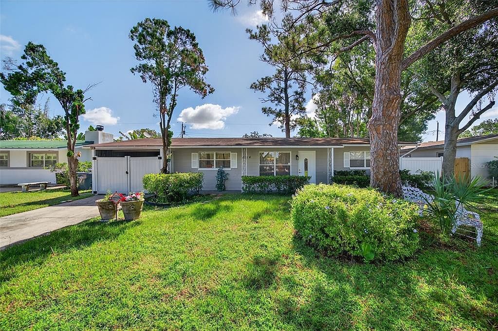 4516 S Renellie Dr Tampa, FL 33611 - Thumbnail 3