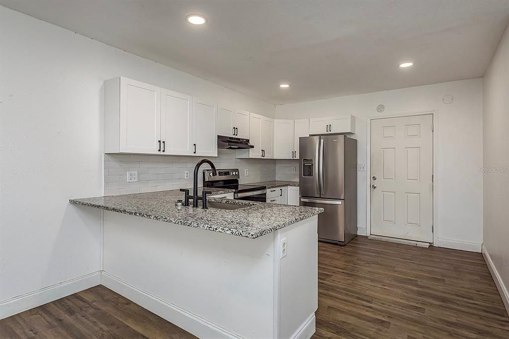 2911 16th Ave S UNIT A Saint Petersburg, FL 33712 - Thumbnail 3