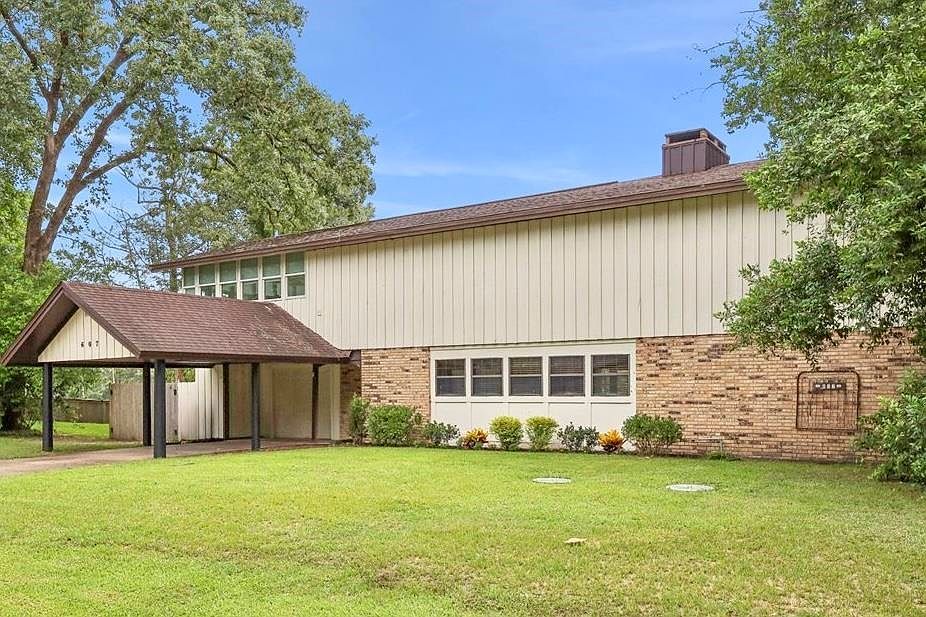 607 Cypress Bend Dr Village Mills, TX 77663 - Thumbnail 3