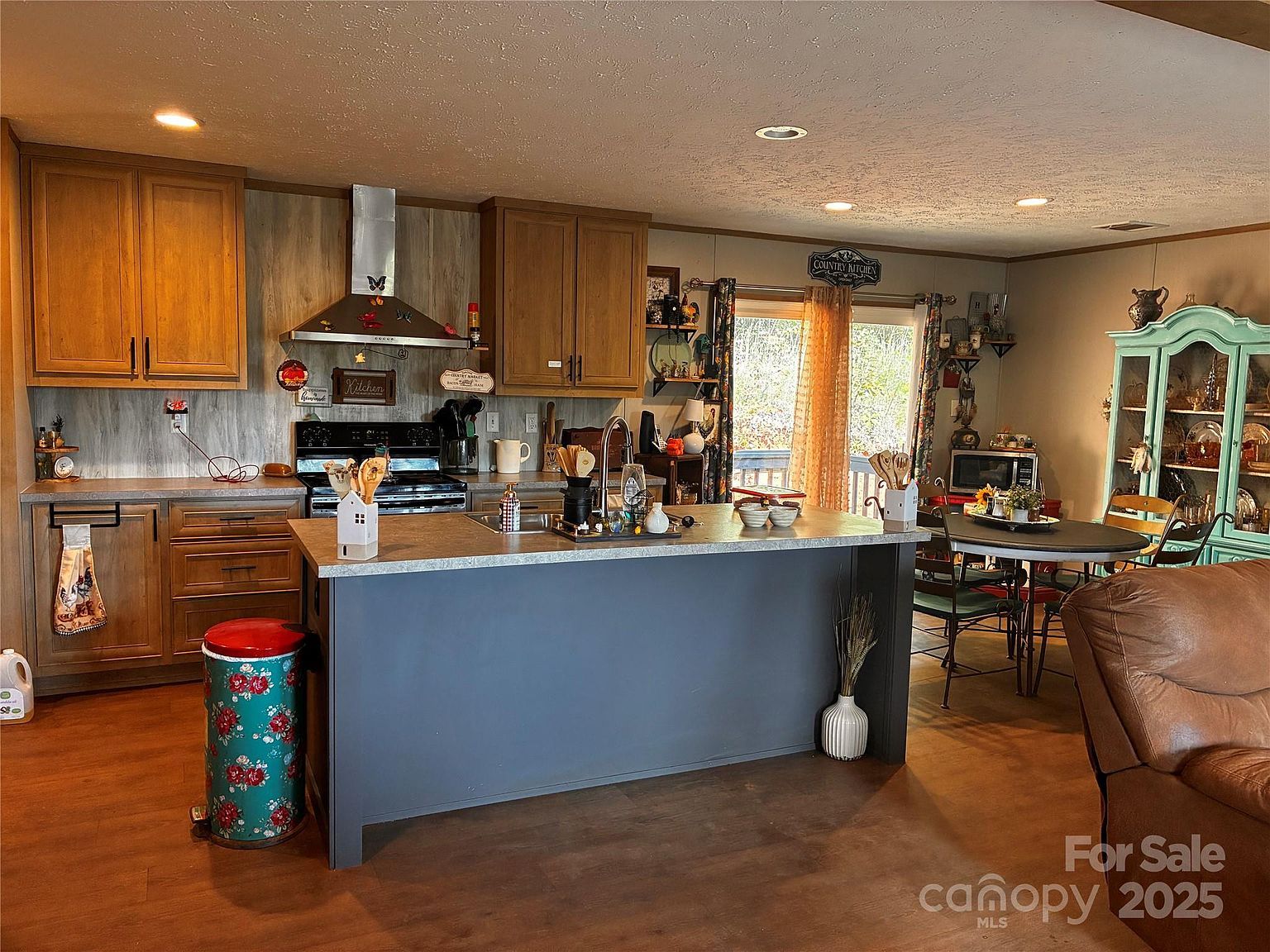 5005 Rocky Ridge Rd Connelly Springs, NC 28612 - Thumbnail 3