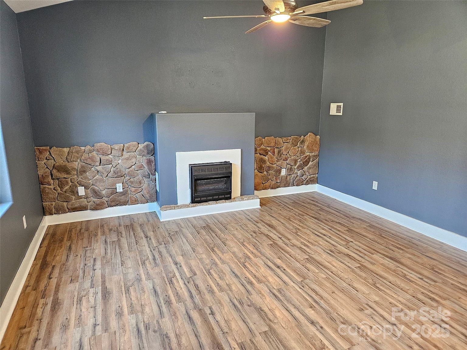 311 N Meadow Dr Morganton, NC 28655 - Thumbnail 3