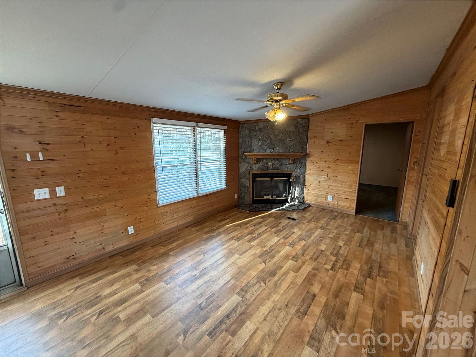 215 Humphrey Blvd Gastonia, NC 28052 - Thumbnail 3