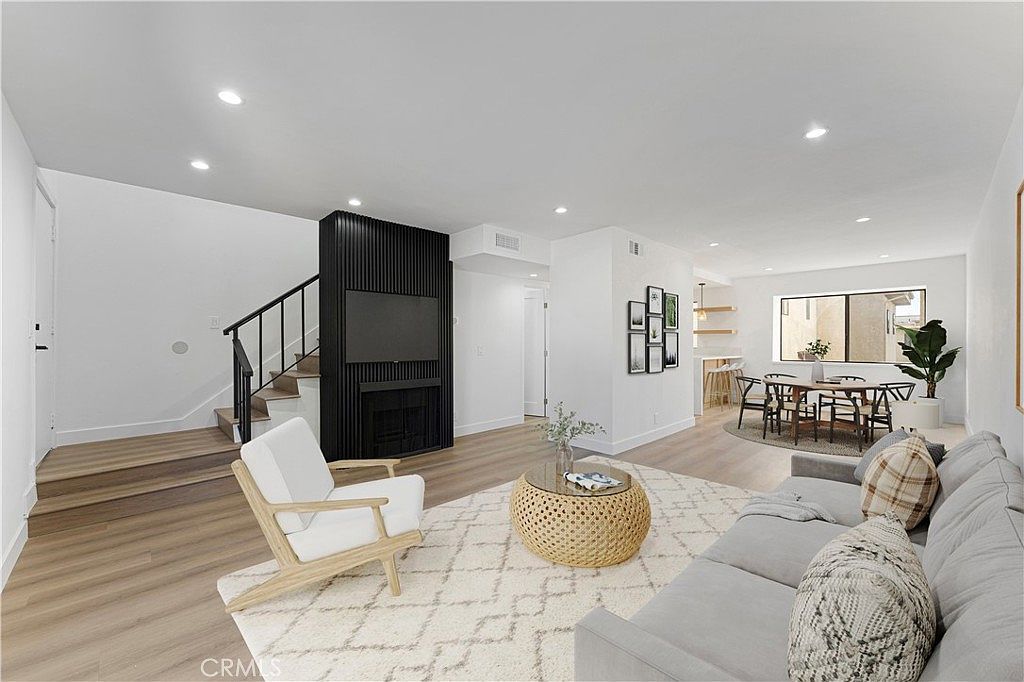 10219 Pinewood Ave APT 2 Tujunga, CA 91042 - Thumbnail 3