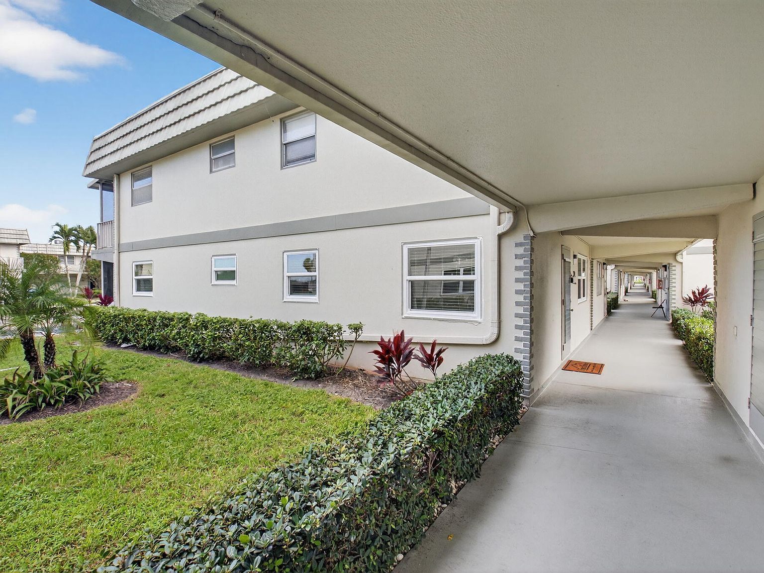 212 Monaco E Delray Beach, FL 33446 - Thumbnail 3