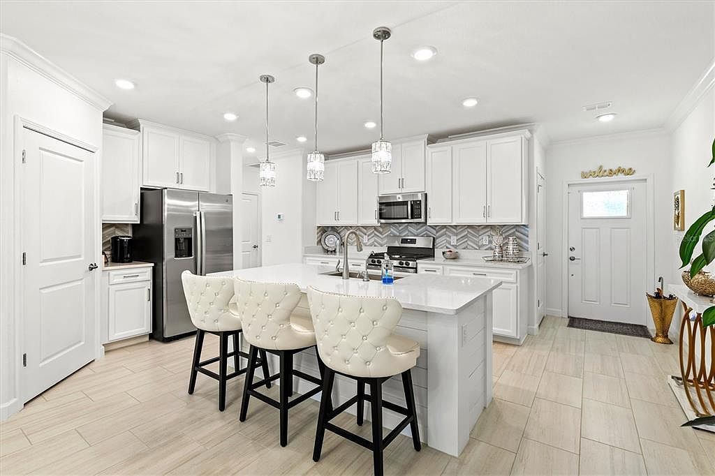 17576 Holly Well Ave Wimauma, FL 33598 - Thumbnail 3