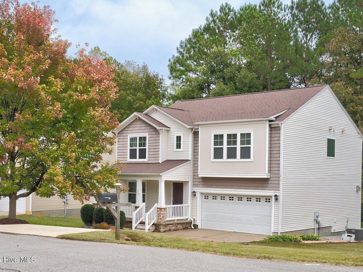 238 Farrington Dr Clayton, NC 27520 - Thumbnail 3