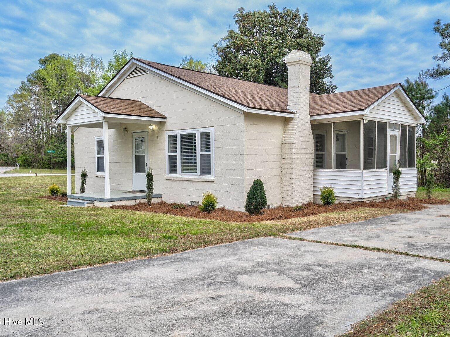 2394 Blue Willow Ln Rocky Mount, NC 27804 - Thumbnail 3