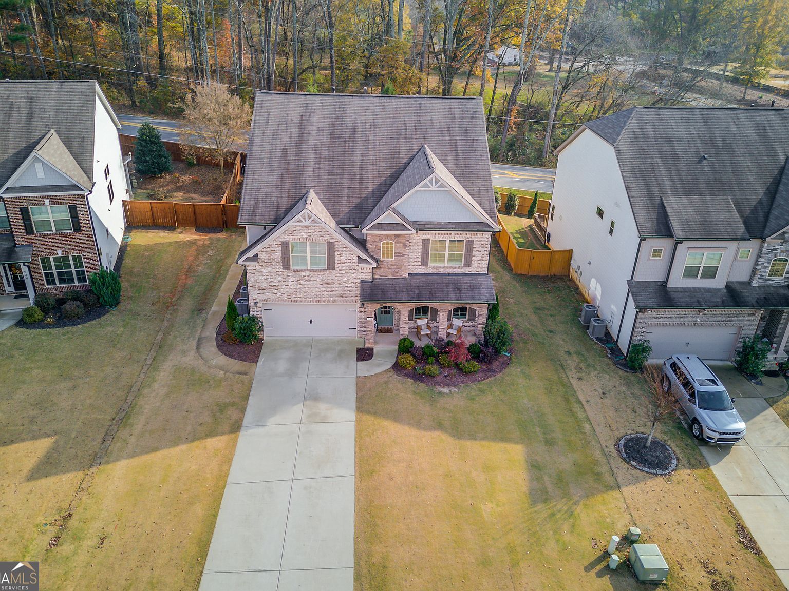 542 Flyingbolt Run Canton, GA 30115 - Thumbnail 3