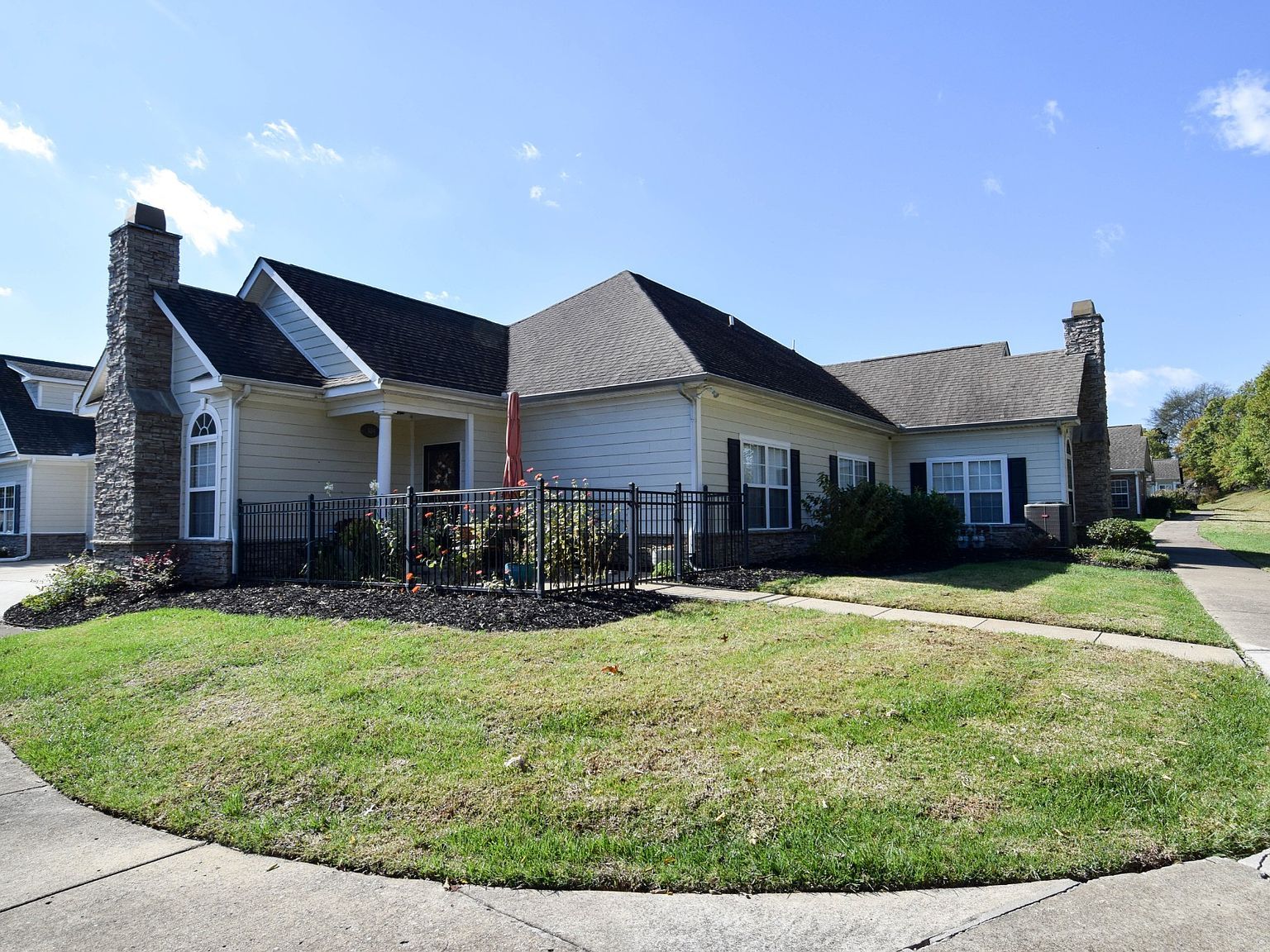 825 S Browns Ln APT 404 Gallatin, TN 37066 - Thumbnail 3