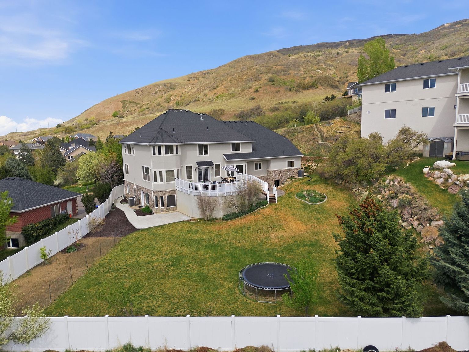 1440 E Northridge Dr Bountiful, UT 84010 - Thumbnail 3