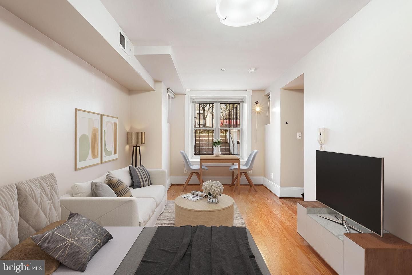 2032 16th St NW APT 1 Washington, DC 20009 - Thumbnail 3