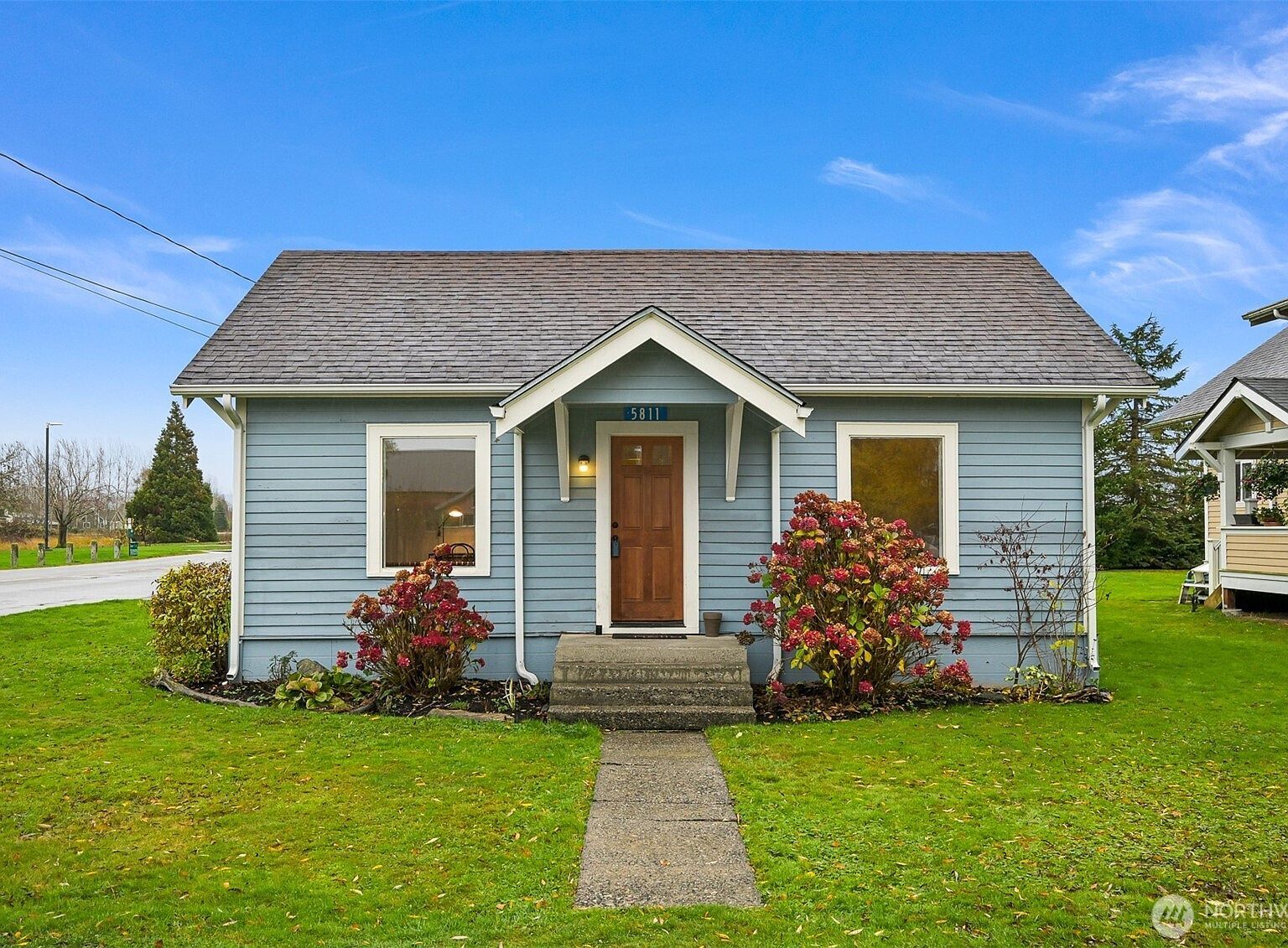 5811 Main St Bow, WA 98232 - Thumbnail 3